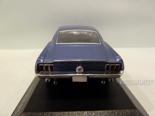 Ford Mustang Fastback 2+2