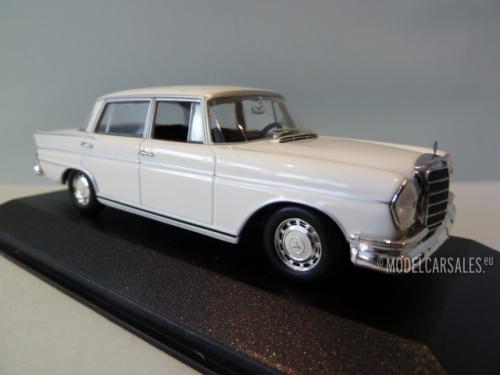 Mercedes-benz 300 SE Lang (w211)