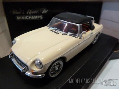 MG B Cabriolet Softtop