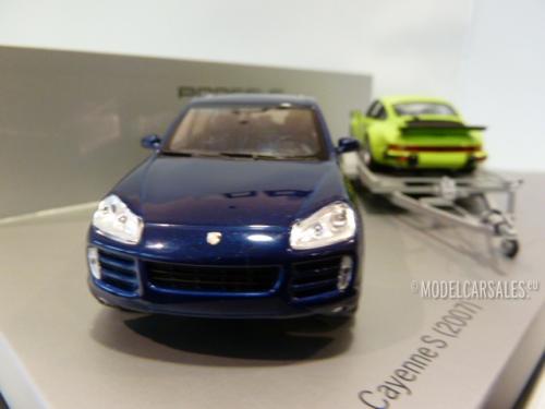 Porsche Cayenne + 911 (930) Turbo