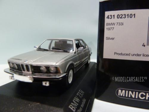 BMW 733i (e23)