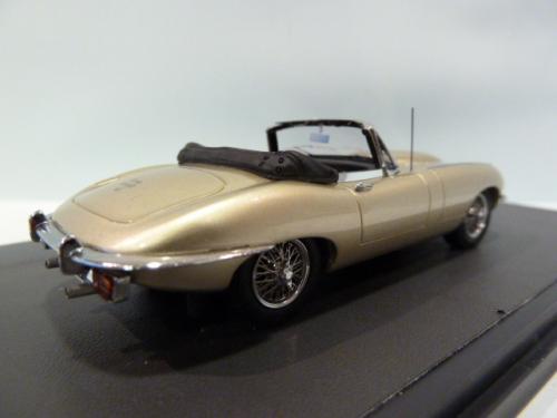 Jaguar E-Type SII Roadster