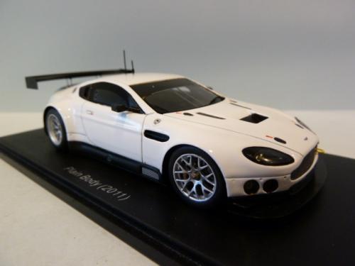 Aston Martin Vantage LM