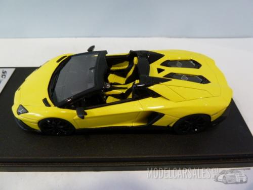 Lamborghini Aventador Roadster LP720-4