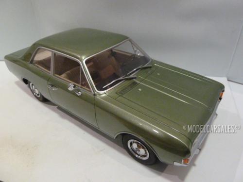 Opel Rekord C Saloon