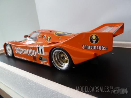 Porsche 962