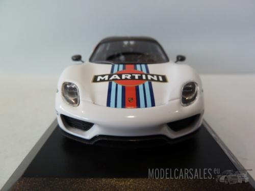 Porsche 918 Spyder Weissach Package