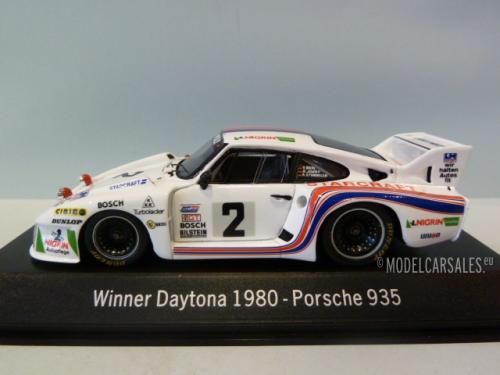 Porsche 935