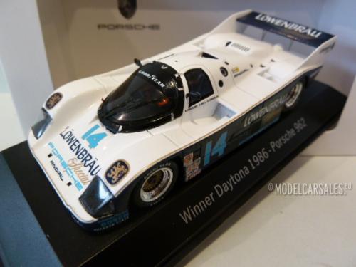 Porsche 962