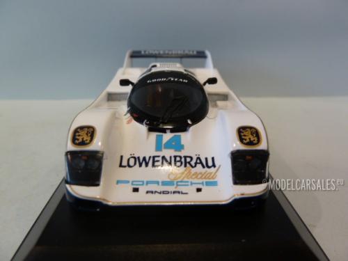 Porsche 962