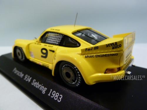 Porsche 934