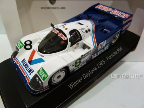 Porsche 956