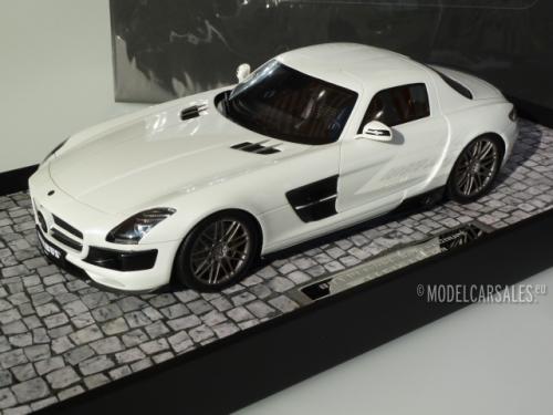 Brabus Mercedes 700 Biturbo SLS Coupe