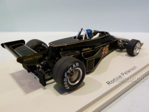 Lotus 77