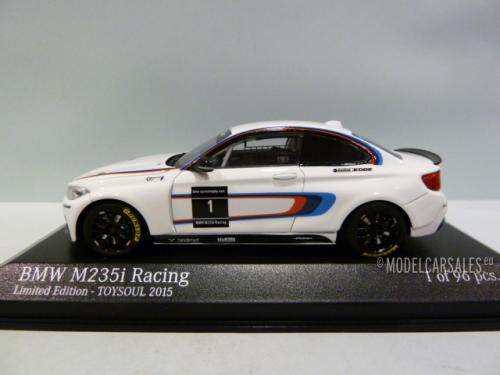 BMW M235i Racing Presentation