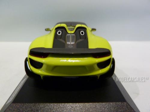 Porsche 918 Spyder Weissach Package