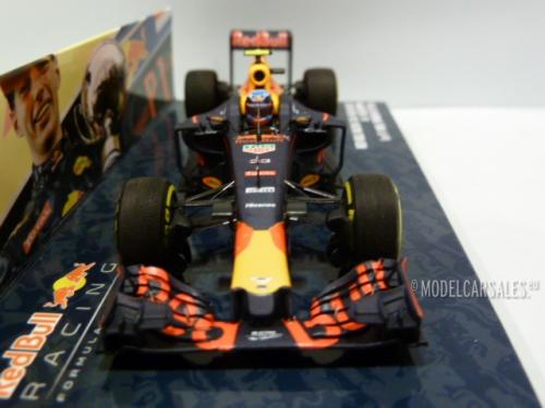 Red Bull Racing Tag Heuer RB12