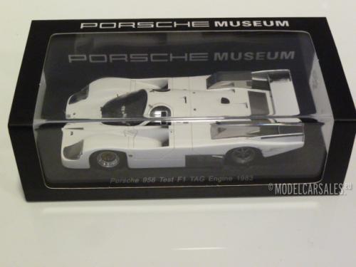 Porsche 956