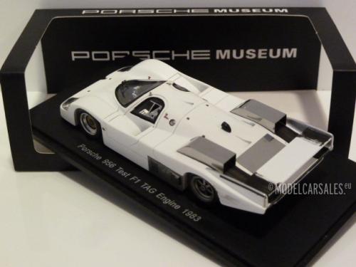 Porsche 956