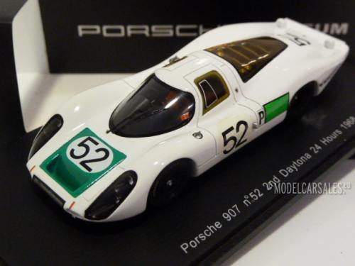 Porsche 907L