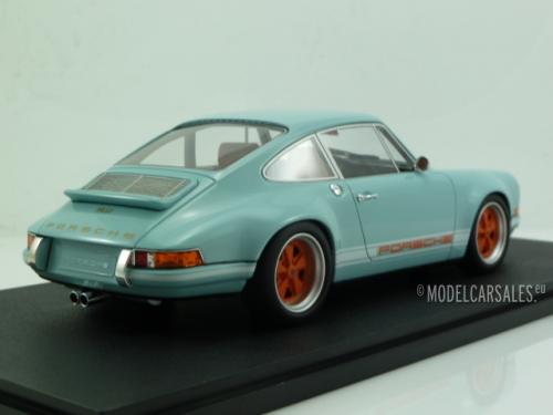 Porsche 911 4.0 `Dubai` by Singer