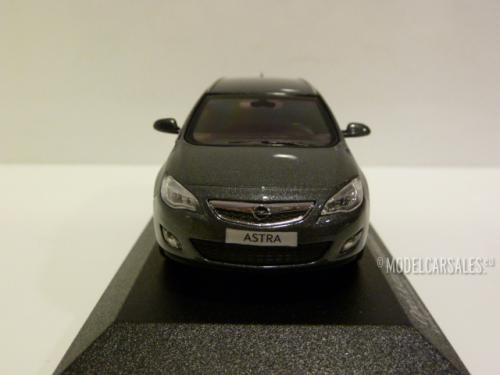 Opel Astra Sportstourer
