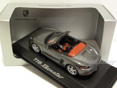 Porsche 718 (982) Boxster