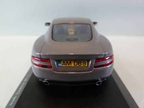 Aston Martin DB9