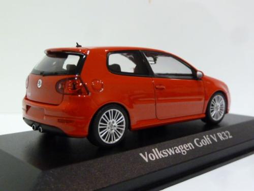 Volkswagen Golf V R32