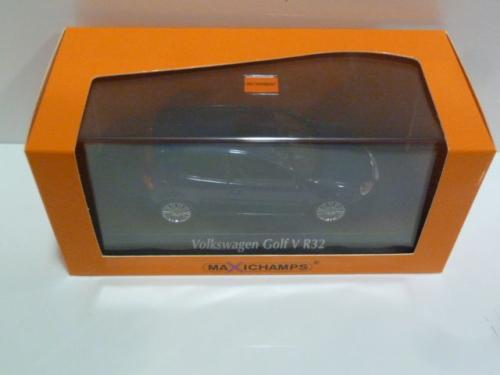 Volkswagen Golf V R32