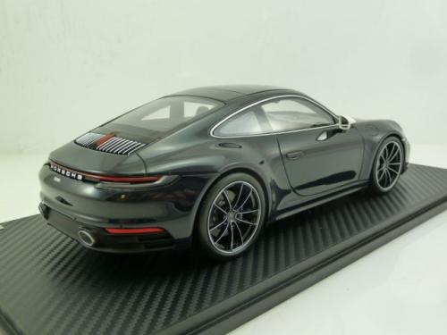 Porsche 911 (992) Carrera 4S Belgian Legend Edition