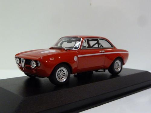 Alfa Romeo GTA 1200 Junior
