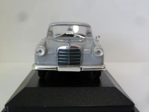 Mercedes-benz 190 (w110) Mercedes-benz 190 (w110)