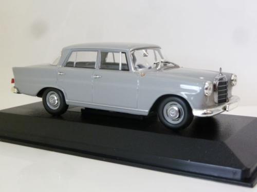 Mercedes-benz 190 (w110) Mercedes-benz 190 (w110)