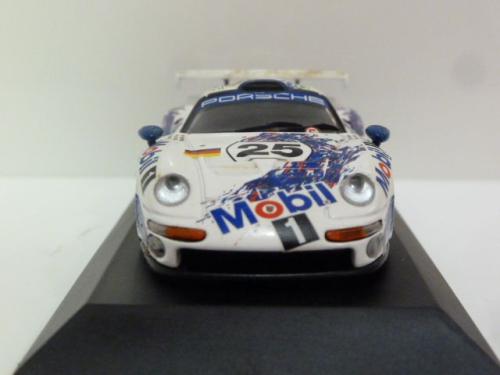 Porsche 911 Gt1