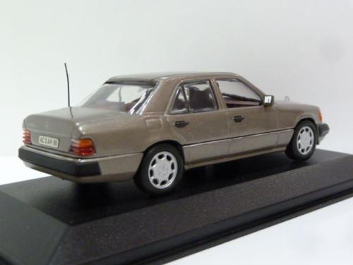 Mercedes-benz 400 E V8