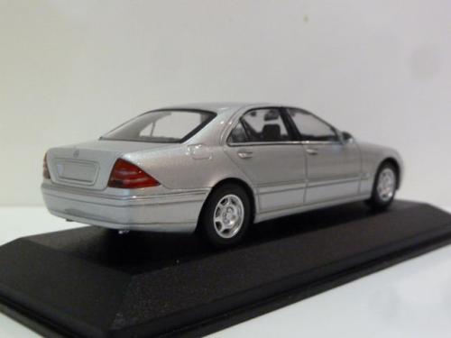 Mercedes-benz S-Class (W220) Mercedes-benz S-Class (W220)