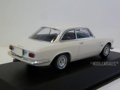 Alfa Romeo Giulia Sprint GTA