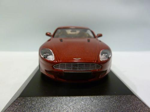 Aston Martin DB9