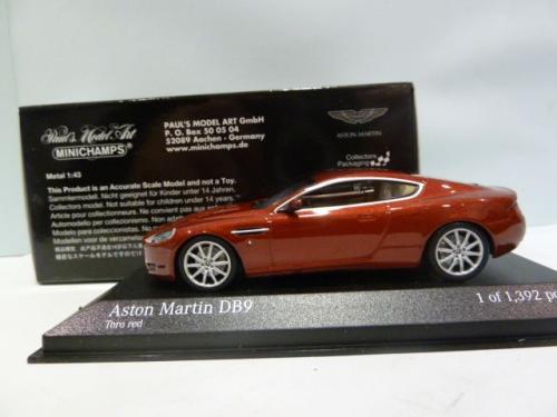 Aston Martin DB9