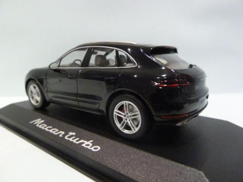 Porsche Macan Turbo