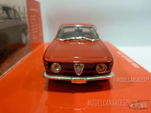 Alfa Romeo Giulia Sprint GTA