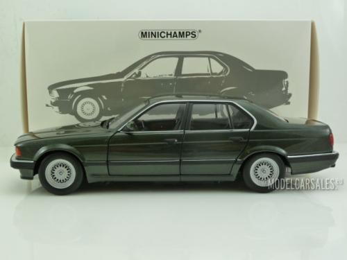 BMW 7-Series 730i (e32)