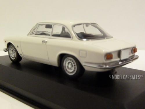 Alfa Romeo Giulia Sprint GTA