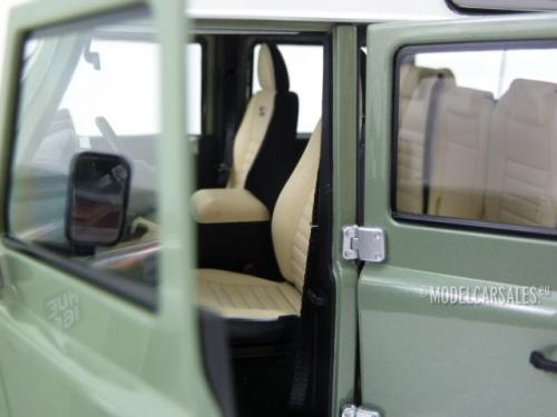 Land Rover Defender 110 Heritage Edition