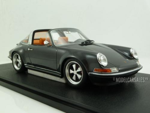 Porsche 911 4.0 Targa `Montreal` by Singer