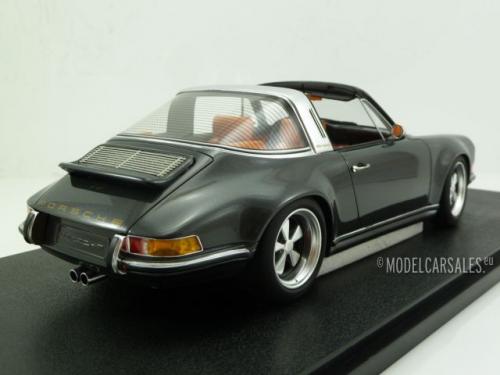 Porsche 911 4.0 Targa `Montreal` by Singer