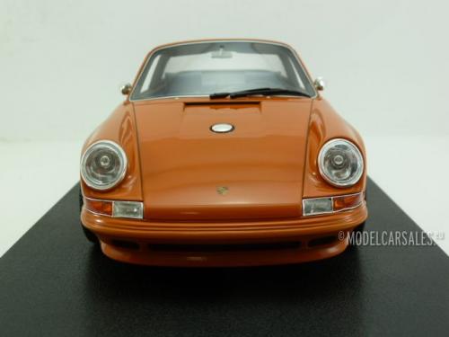 Porsche 911 4.0 Targa `Luxemburg` by Singer