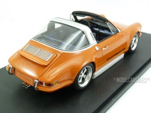 Porsche 911 4.0 Targa `Luxemburg` by Singer