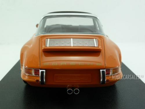 Porsche 911 4.0 Targa `Luxemburg` by Singer